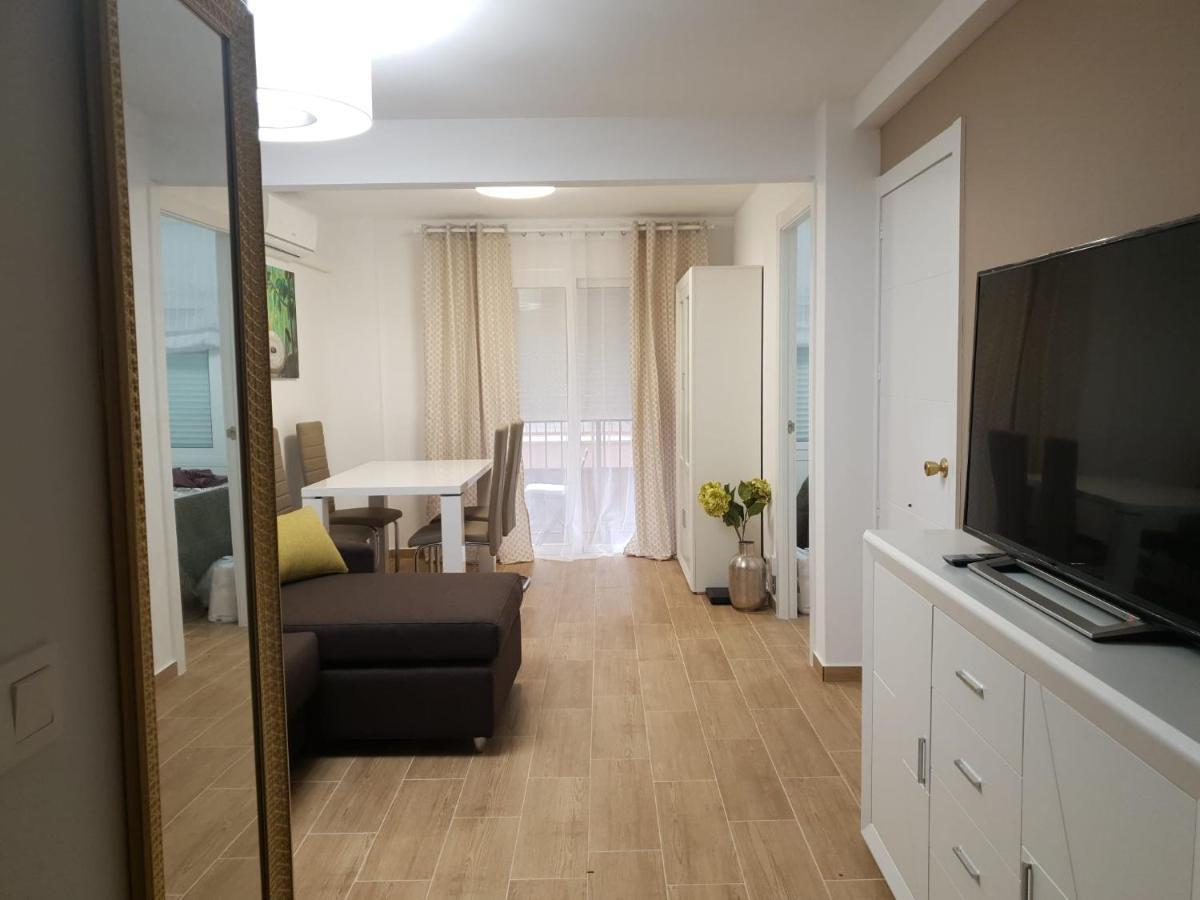 Apartamento Delux Benidorm Apartment ภายนอก รูปภาพ