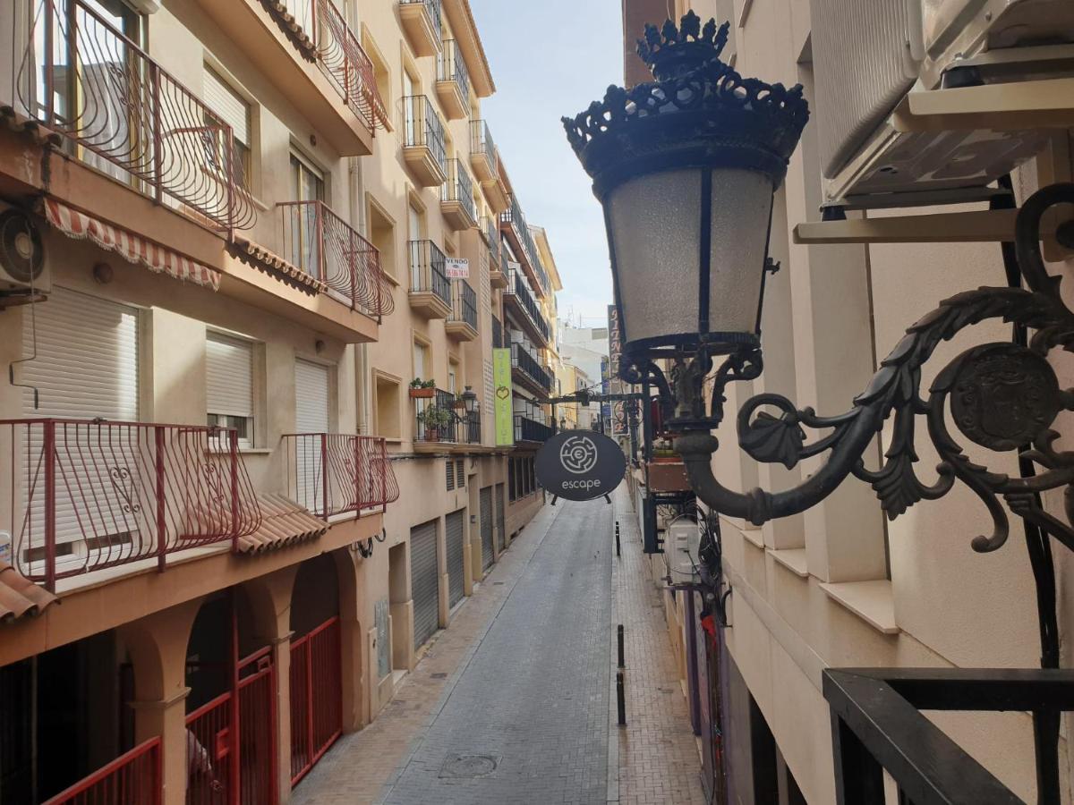Apartamento Delux Benidorm Apartment ภายนอก รูปภาพ